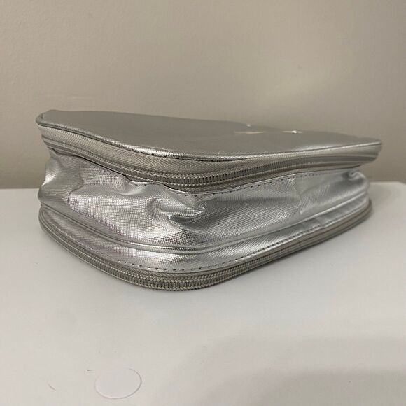 Rodan + Fields Carrying Case - Picture 4 of 6